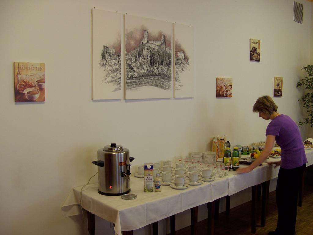 Couette-café Fruehstueckspension Leopold Janu Senftenberg